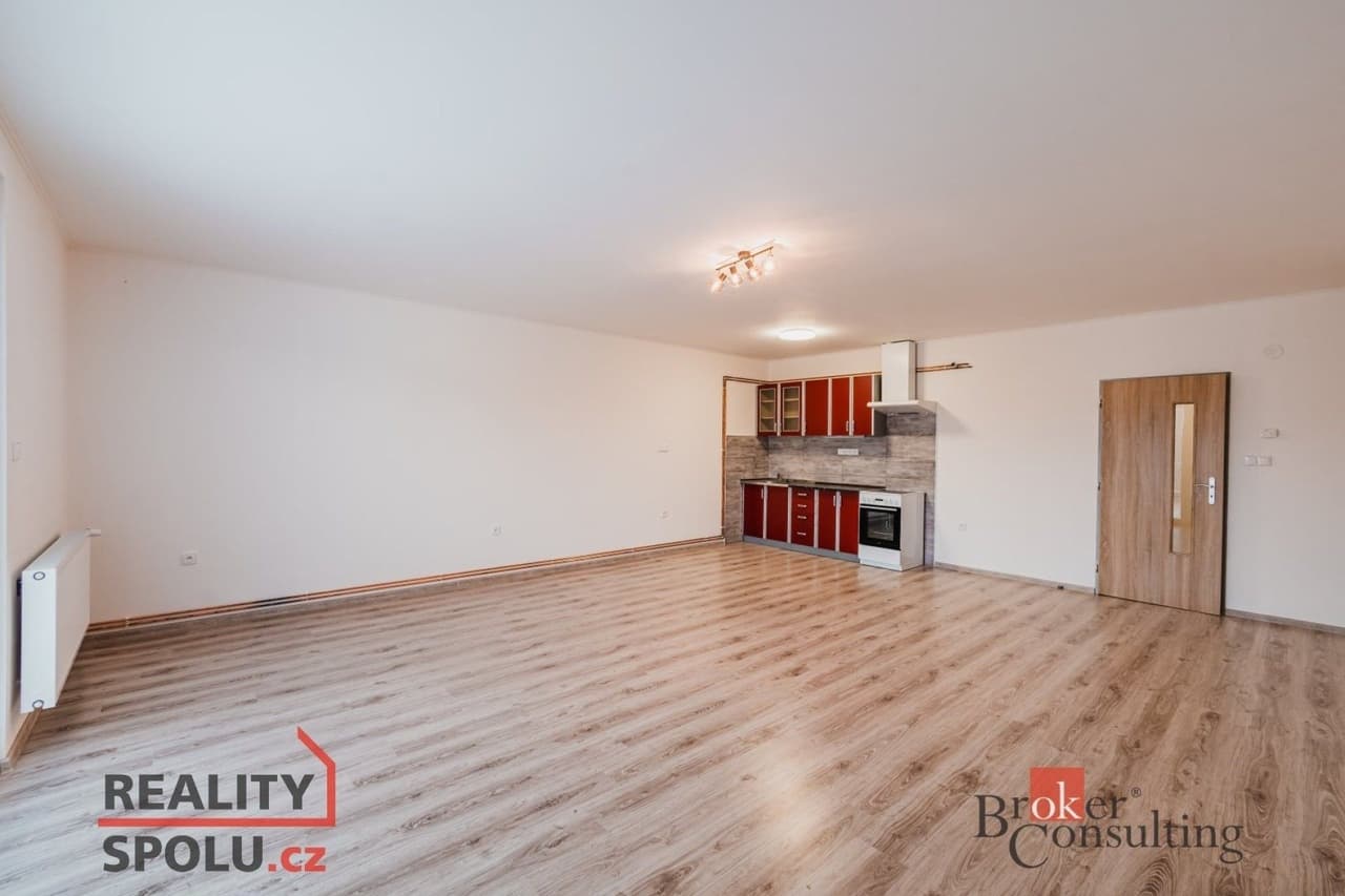 Pronájem bytu 1+kk 54 m²