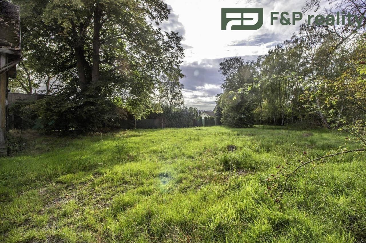 Prodej pozemku 1391 m²