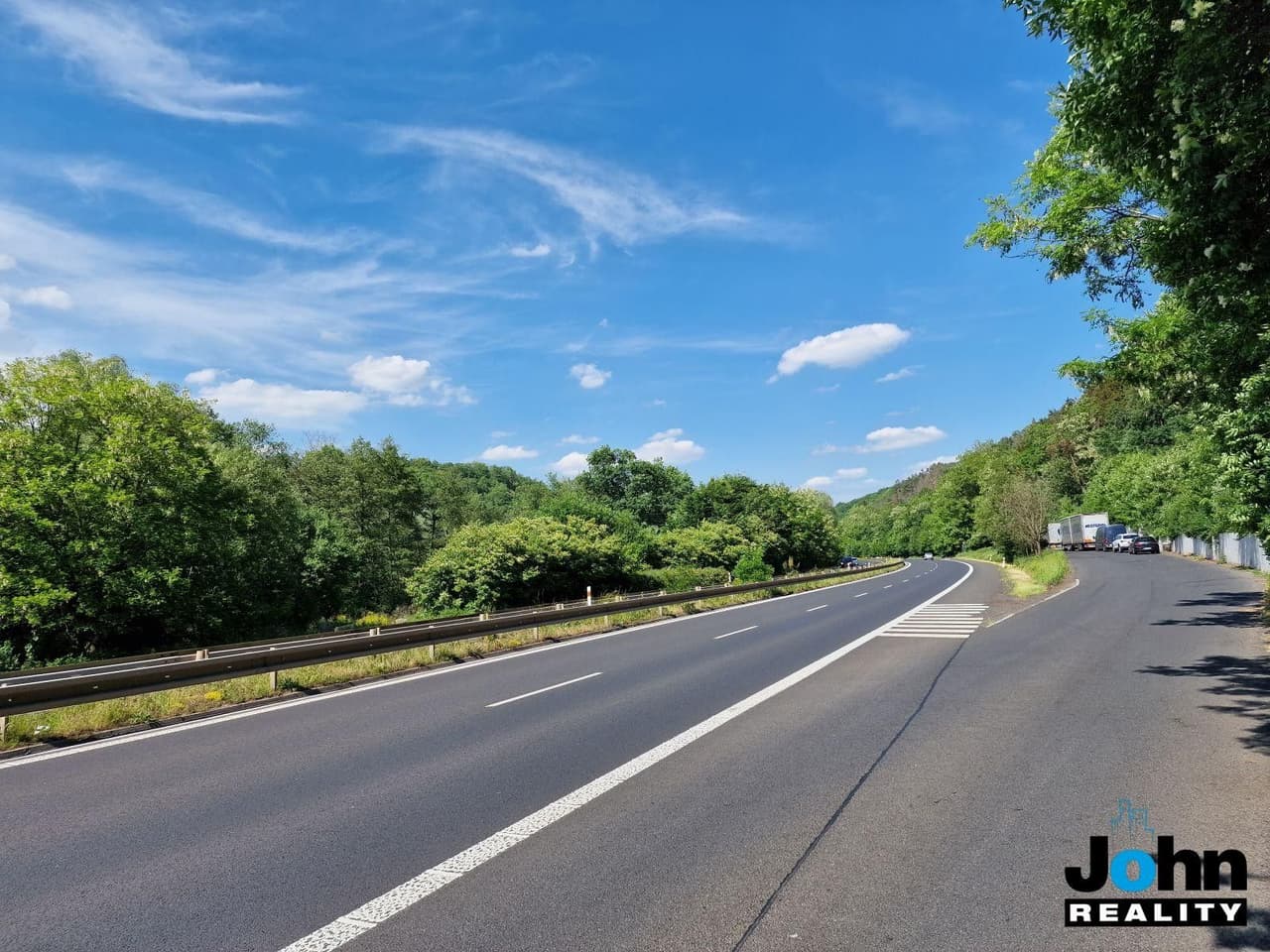 Prodej pozemku 5950 m²