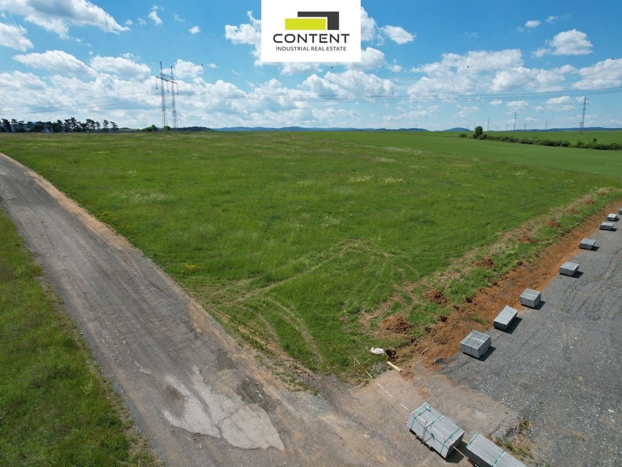 Prodej pozemku 9891 m²