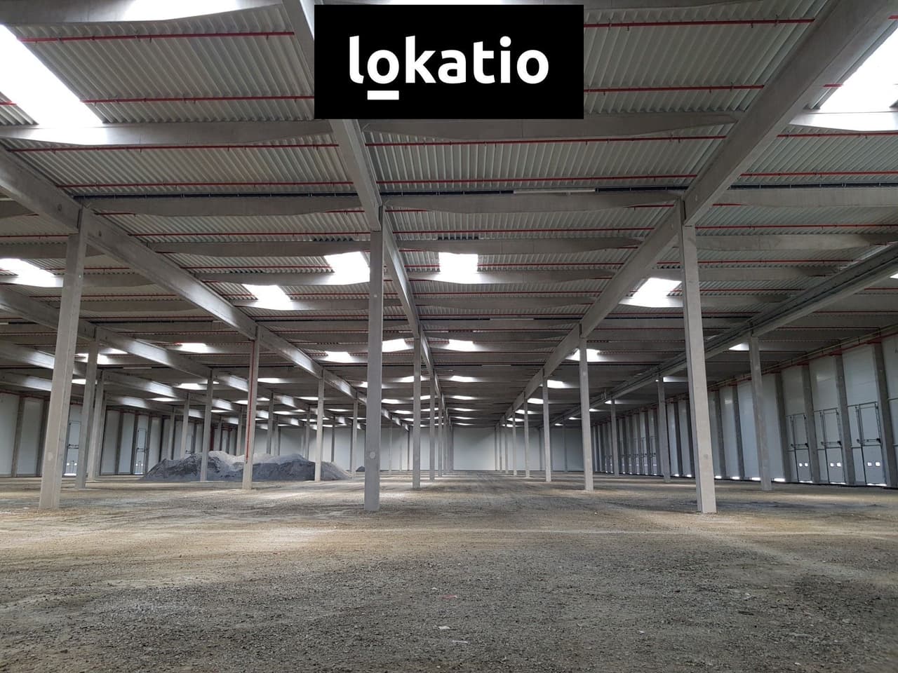 Pronájem komerčního prostoru 3456 m²