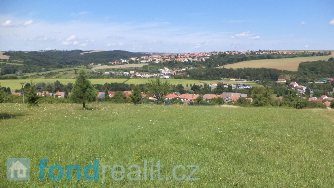 Prodej nemovitosti 10906 m²