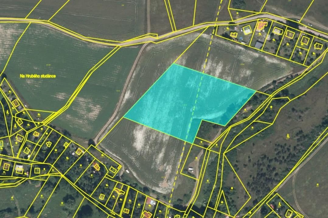 Prodej pozemku 13751 m²