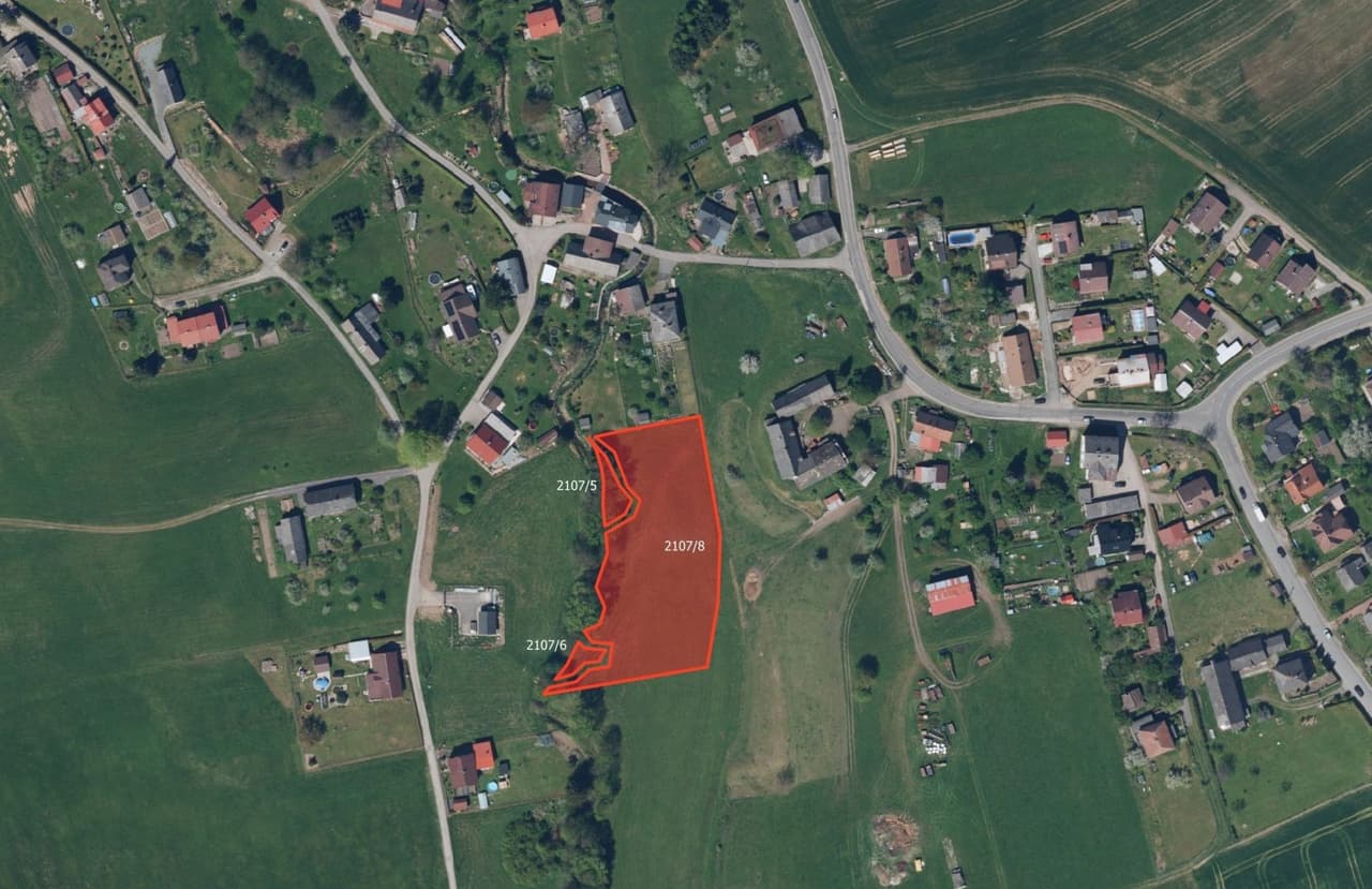 Prodej pozemku 4387 m²