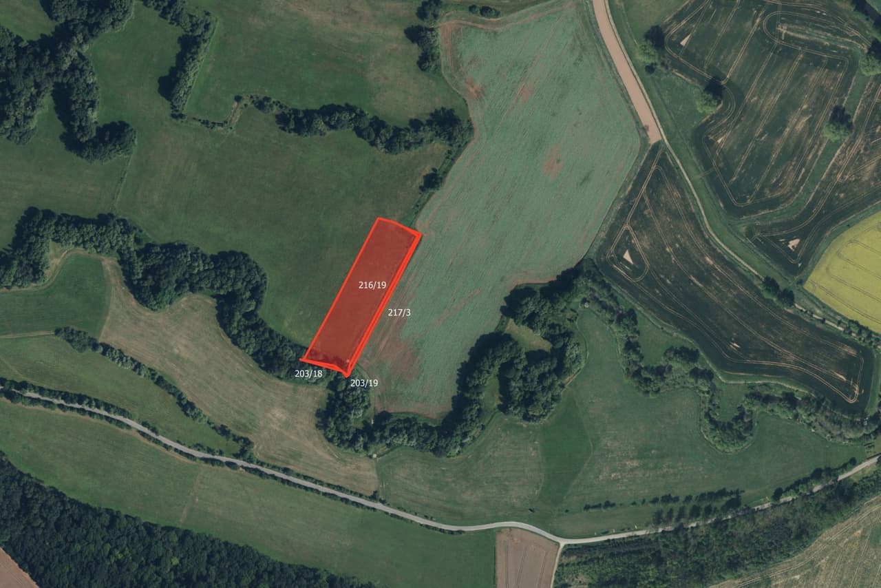 Prodej pozemku 9466 m²