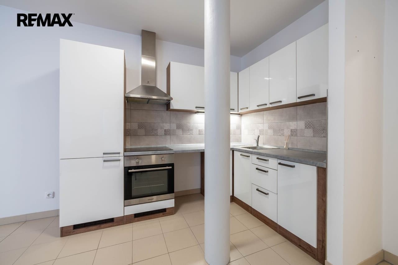 Pronájem bytu 2+kk 62 m²