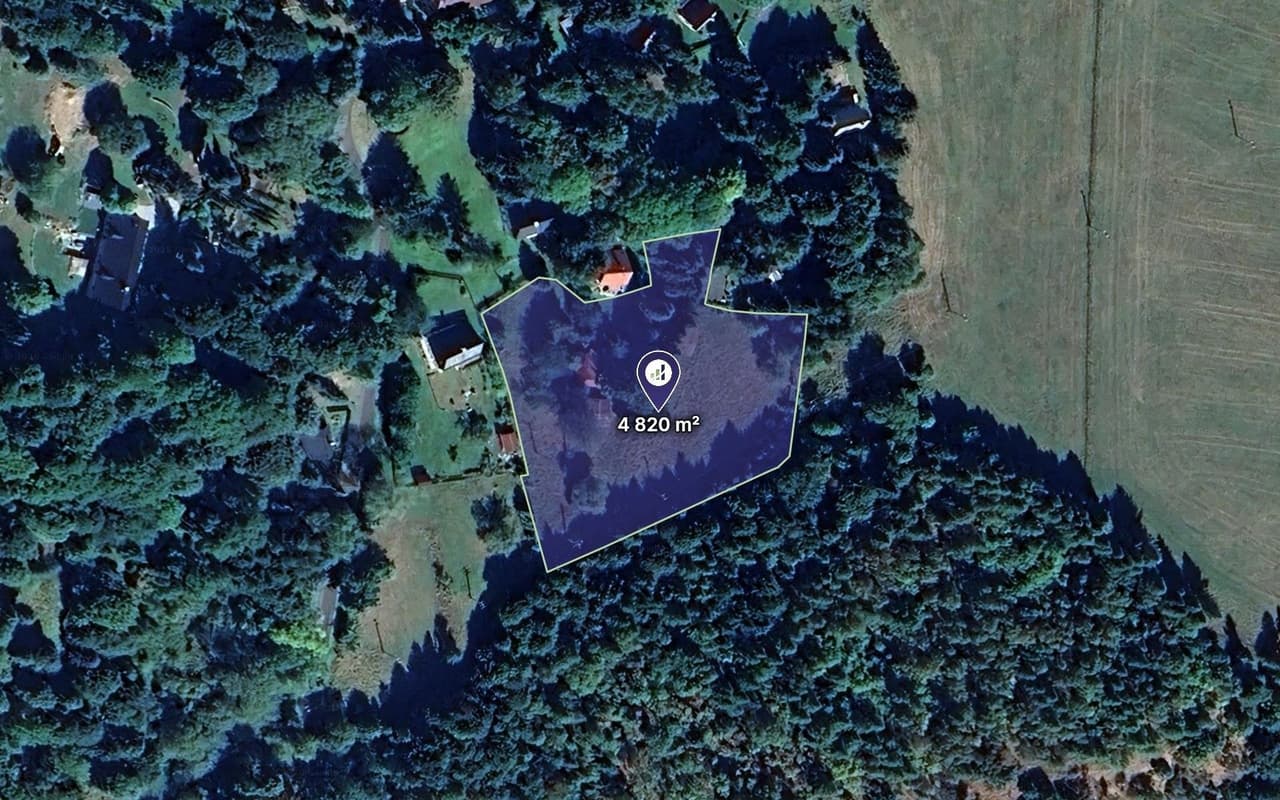Prodej pozemku 4820 m²