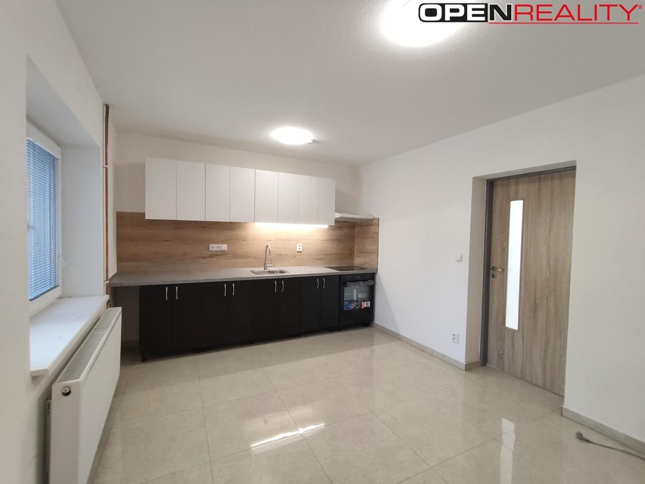 Pronájem bytu 1+1 50 m²