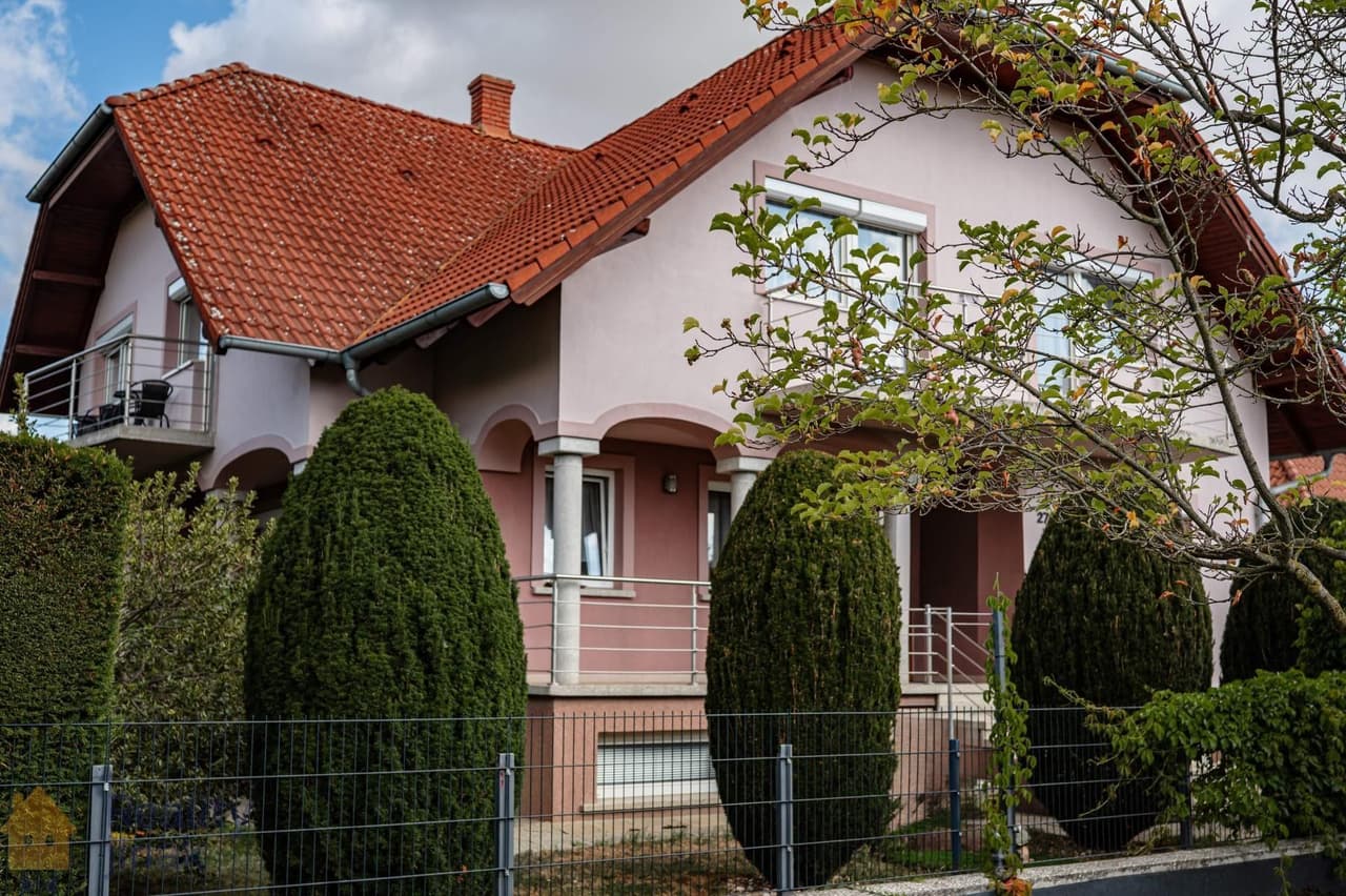 Prodej komerčního prostoru 429 m²