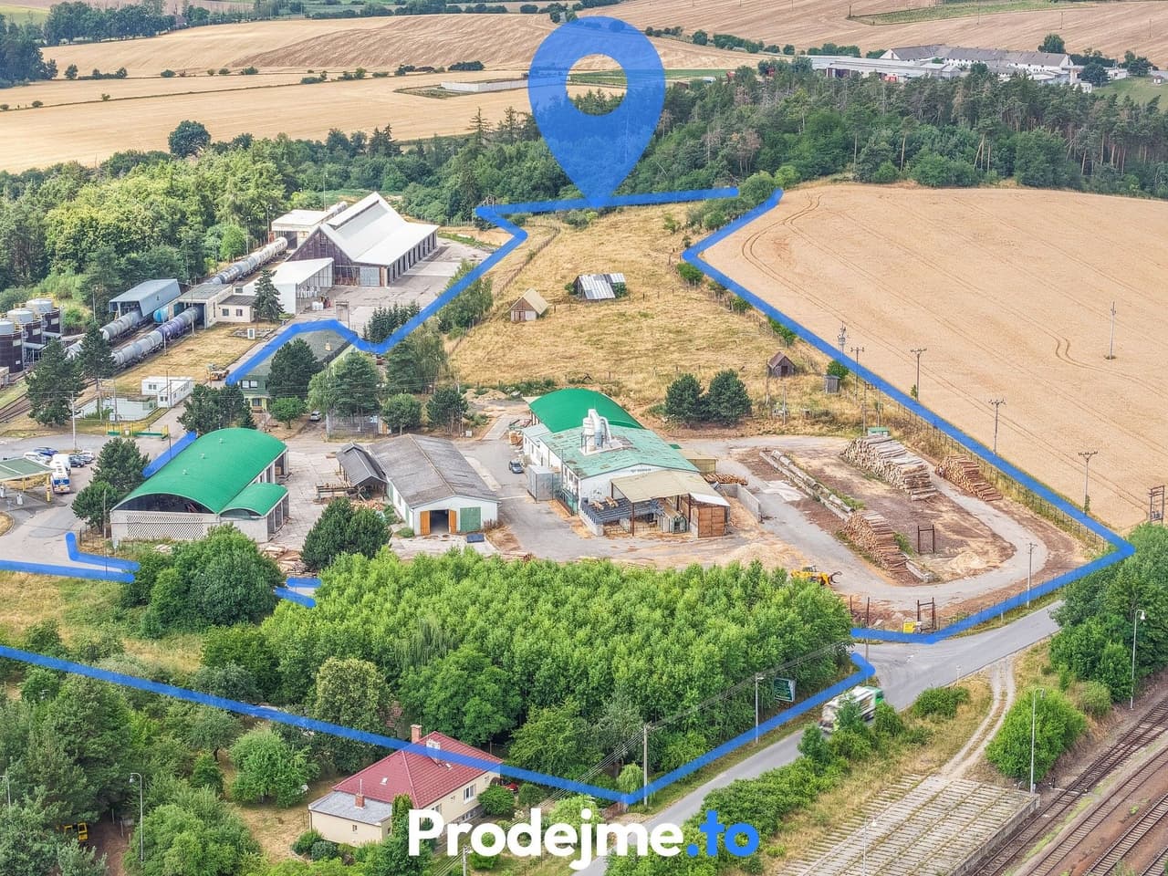 Prodej komerčního prostoru 2856 m²