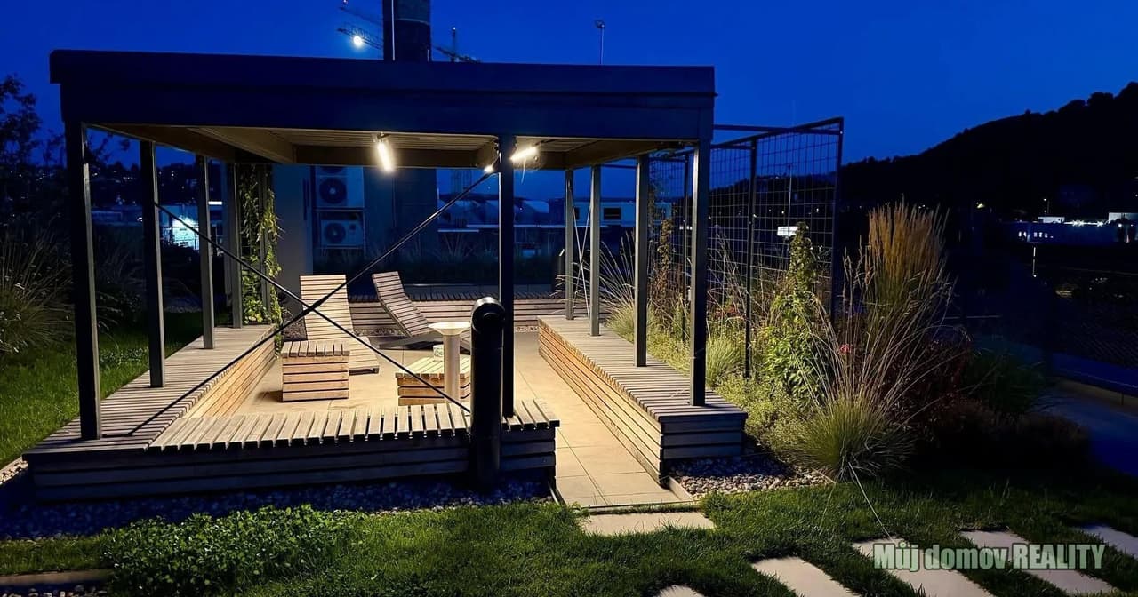 Pronájem bytu 2+kk 48 m²